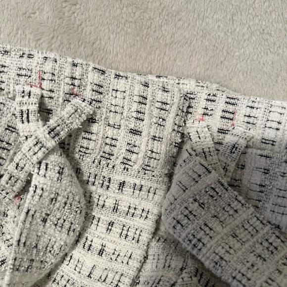 Vici dolls tweed shorts size medium - Picture 3 of 5